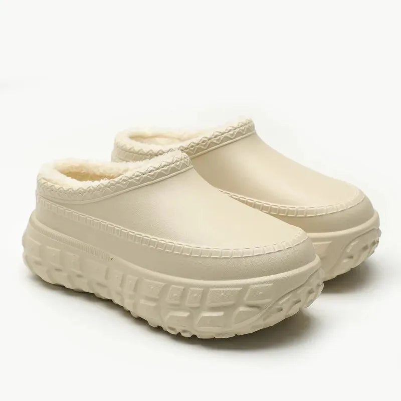 Best warm winter slippers anti-slip tire sole detail