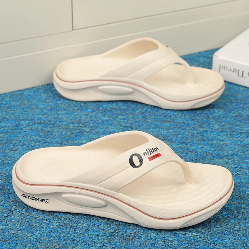 Casual men’s beach flip flops soft slides