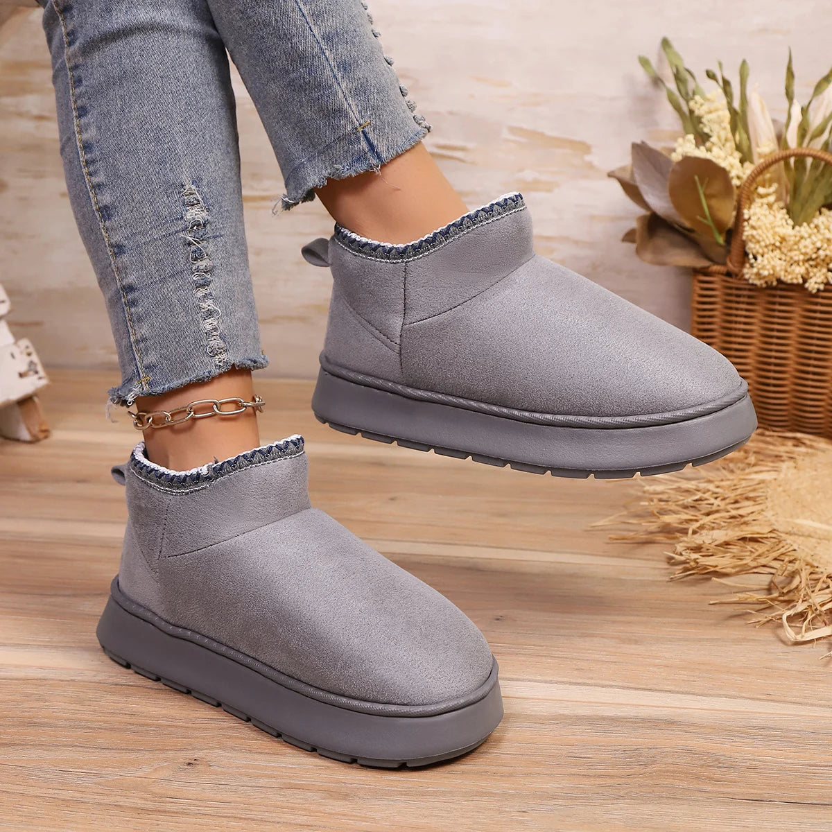 Soft fluffy house slippers Canada - cozy winter indoor footwear