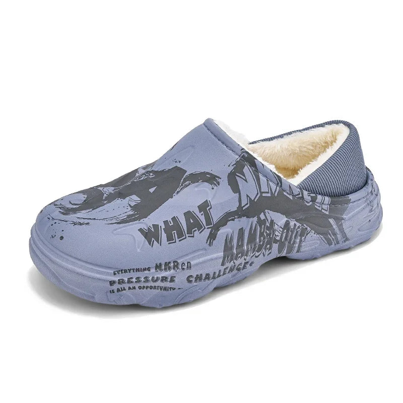 Warm fur lining interior of men&