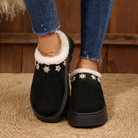 Winter Plush Platform Mules – Warm Furry Outdoor Slippers EvaCozy™