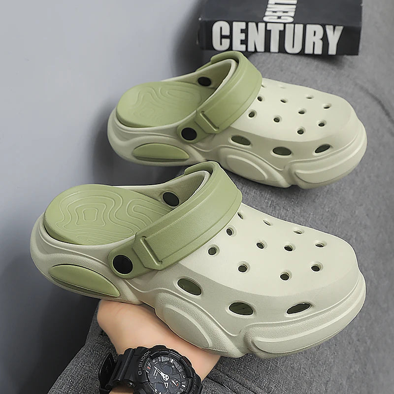 Protective toe-cap sandals for men with reinforced toe cap and durable construction