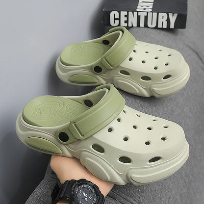 Protective toe-cap sandals for men with reinforced toe cap and durable construction