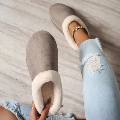 EvaCozy women's fluffy slippers collection - gift-ready winter footwear